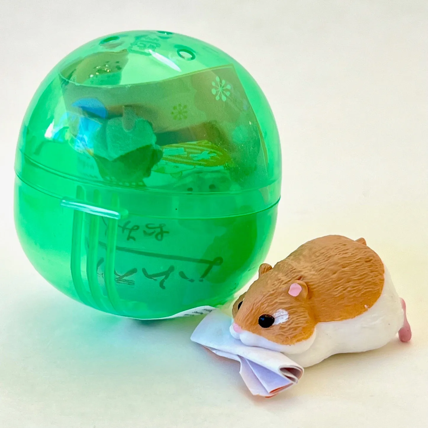 70266 Hamster Fortune Teller Figurine Capsule-6