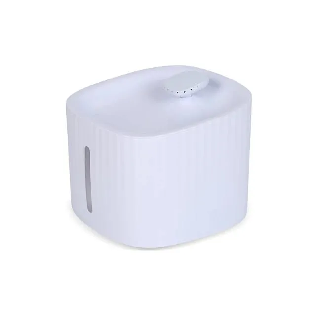 Automatic water feeder Size: 195*195*152MM Material: PP Color:white Without Lighted models