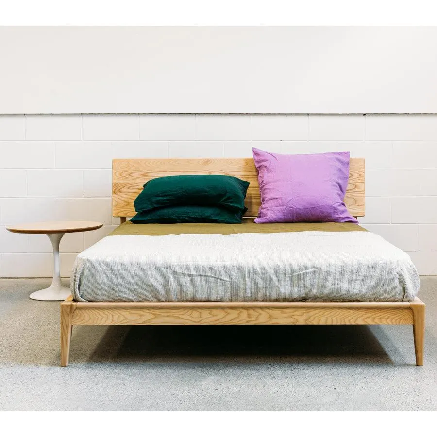 Moriyama bed in ash