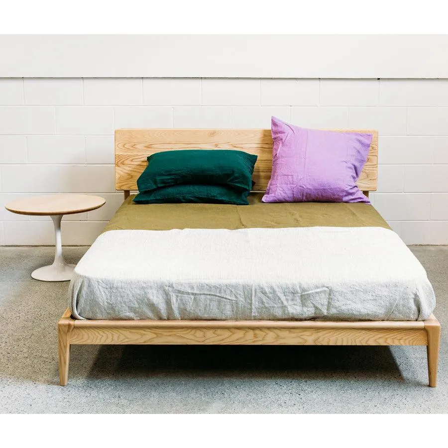 Moriyama bed in ash